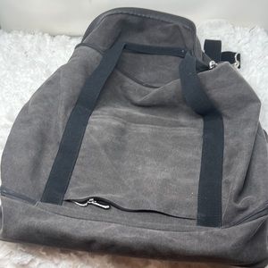 Lo & Son Canvas Weekender Tavel Bag Adult Small 16” H X 18”W X 8.5” D